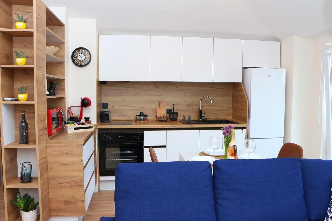 Shik & Chic In The Heart Of # 5min From # New Apartment Burgas City